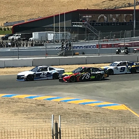 Meet your Posher, Kassie - Picture 5 of 7